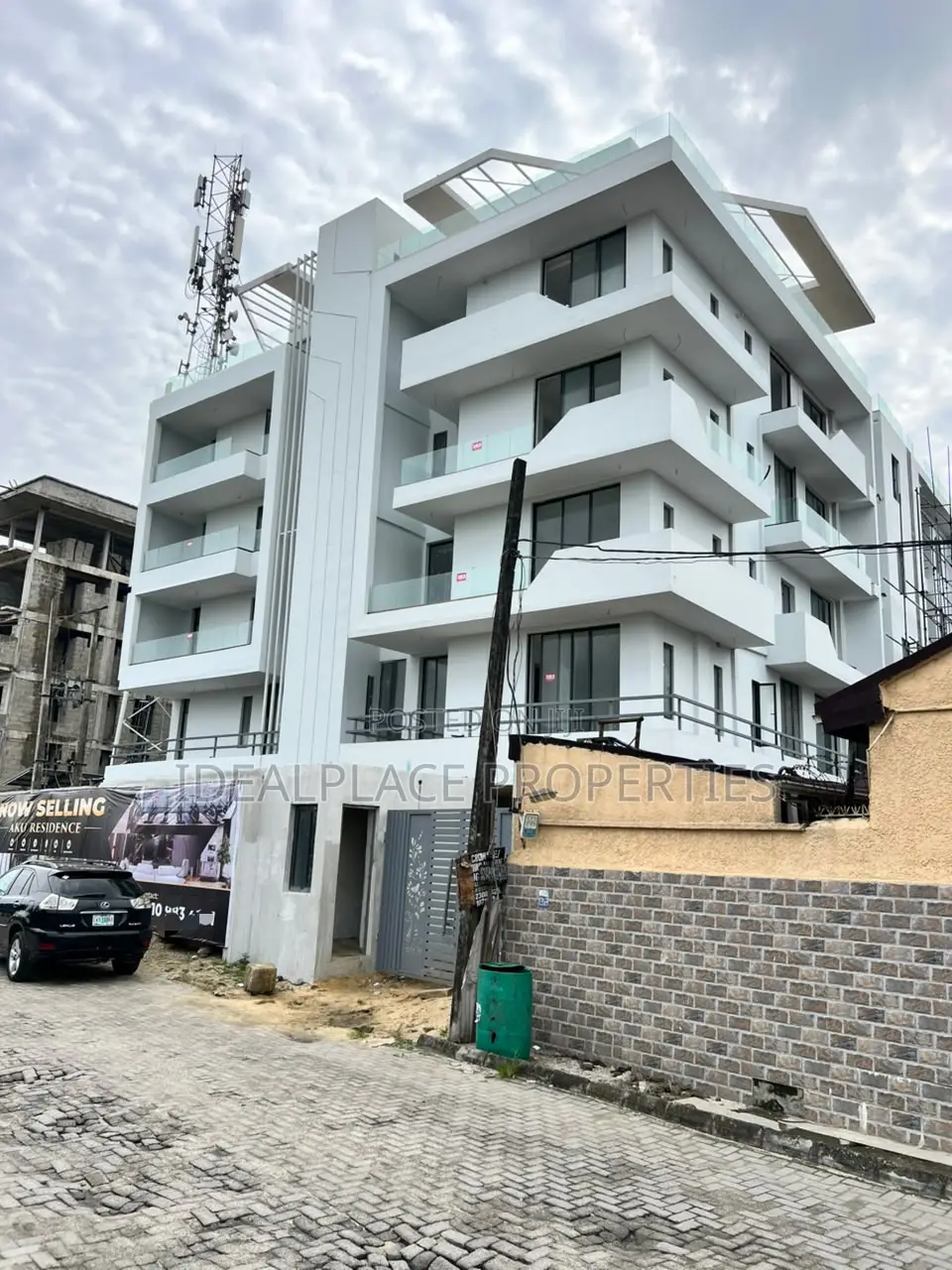 3bdrm Apartment in Ikate for sale