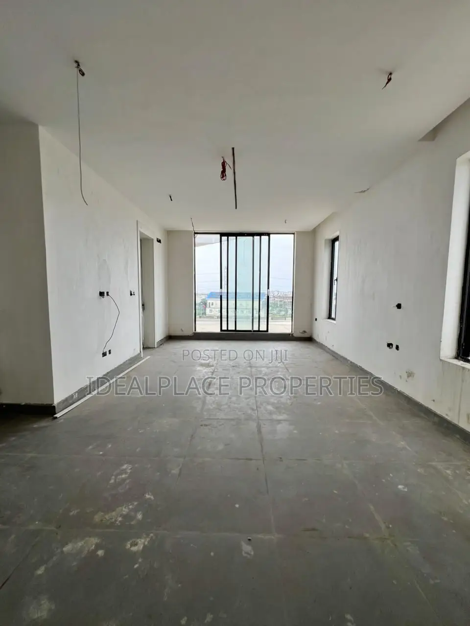 3bdrm Apartment in Ikate for sale
