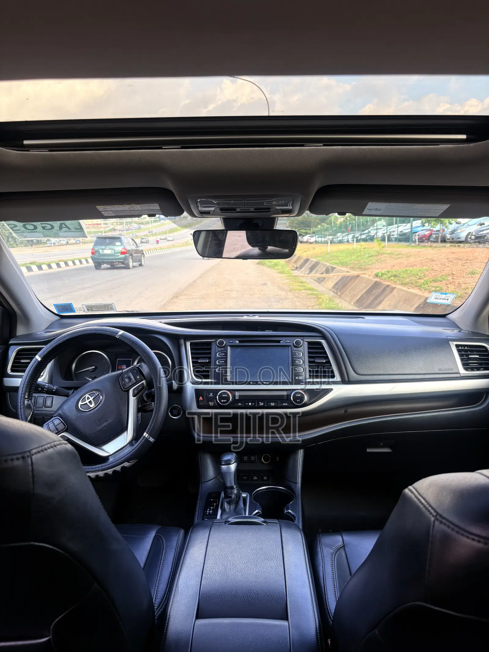 Toyota Highlander XLE 4x4 V6 (3.5L 6cyl 8A) 2018 Black