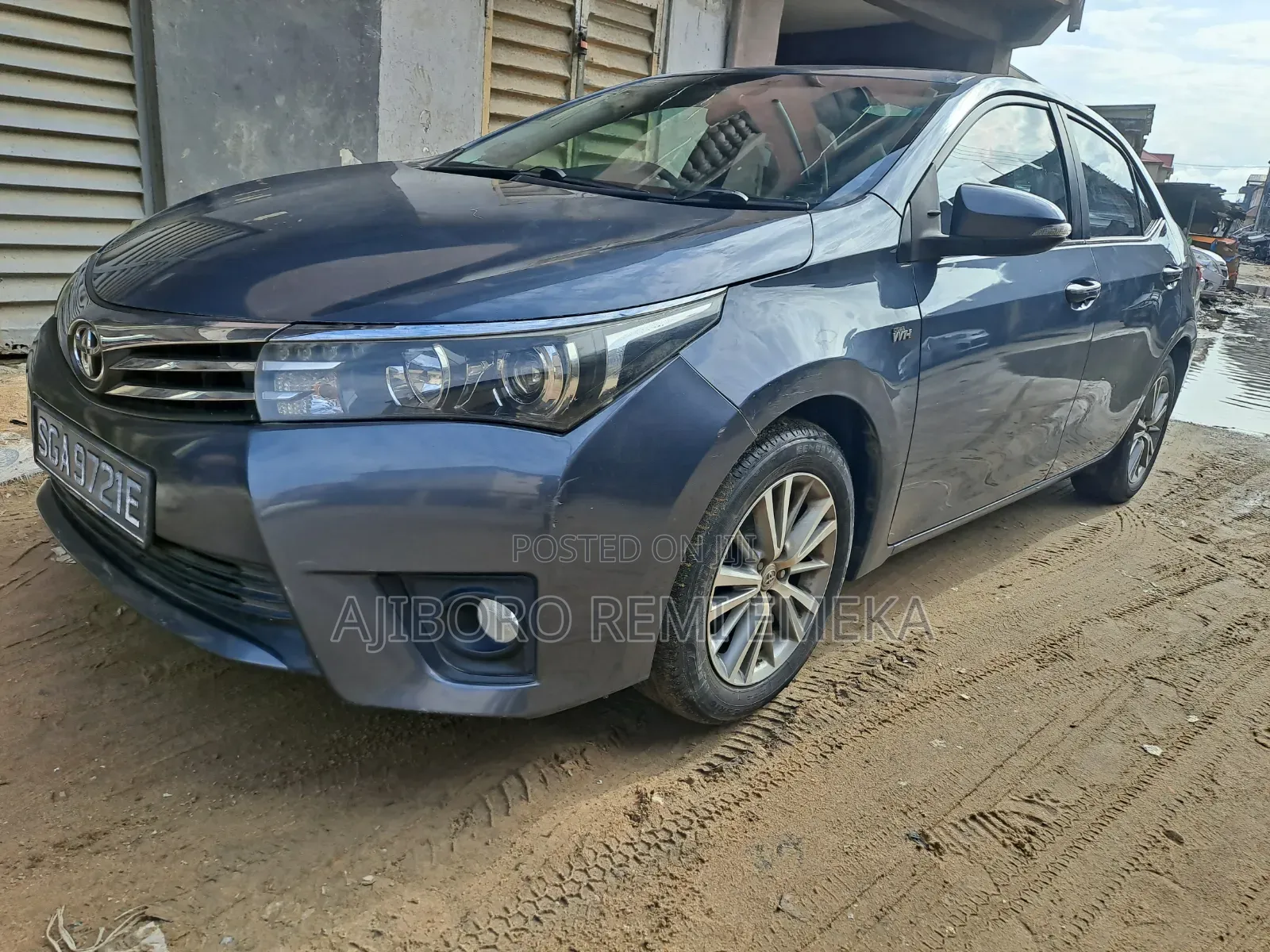 Toyota Corolla Altis 2015 Beige