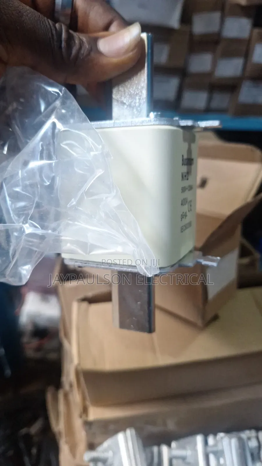 NH Fuse or a Knife Blade Fuse