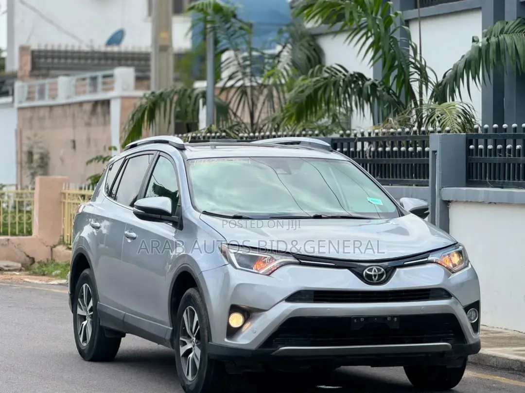 Toyota RAV4 2016 Blue