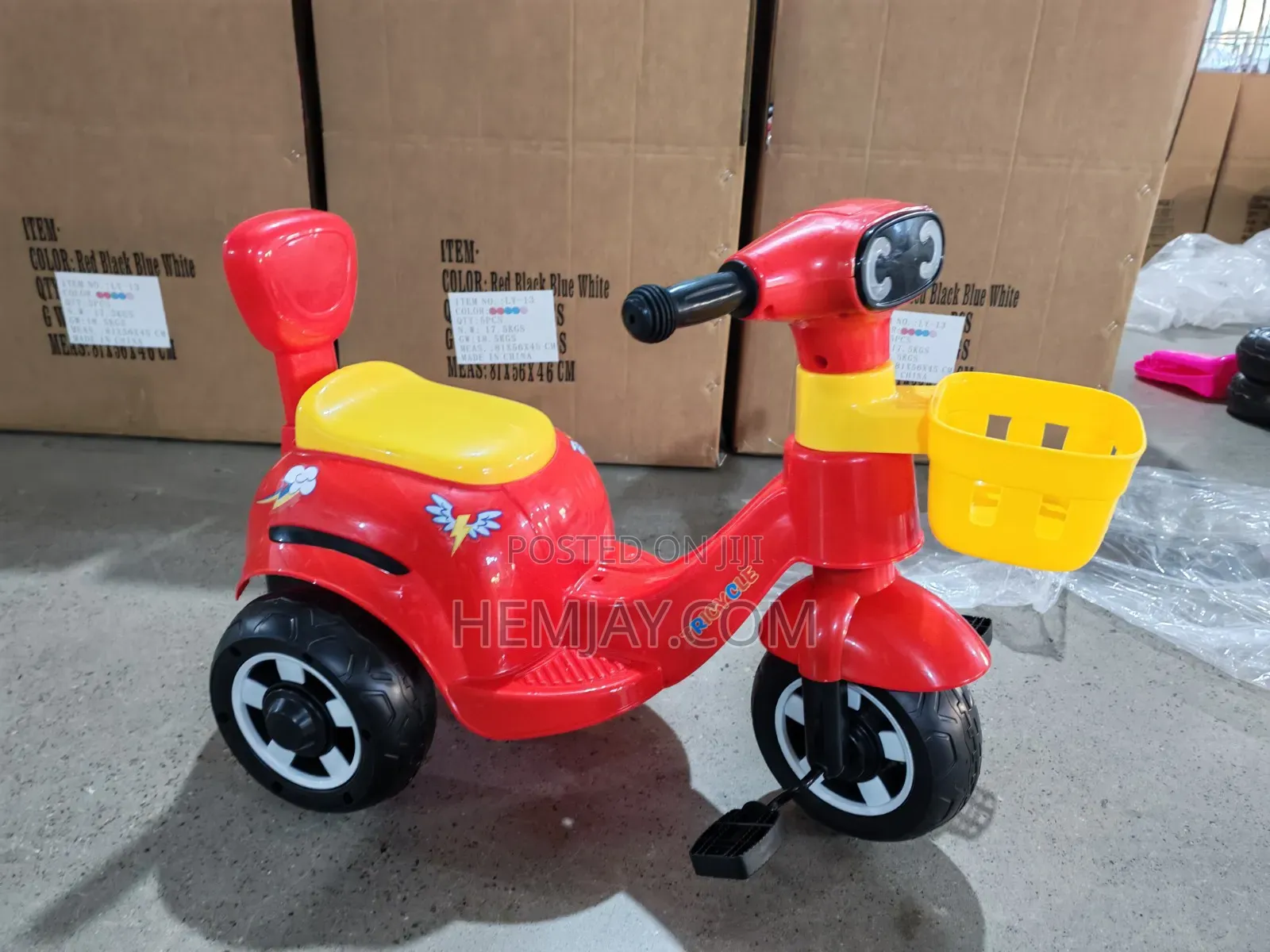 Kids Mini Scooter Tricycle With Music and Light (Ages 1-4) UNIESEX