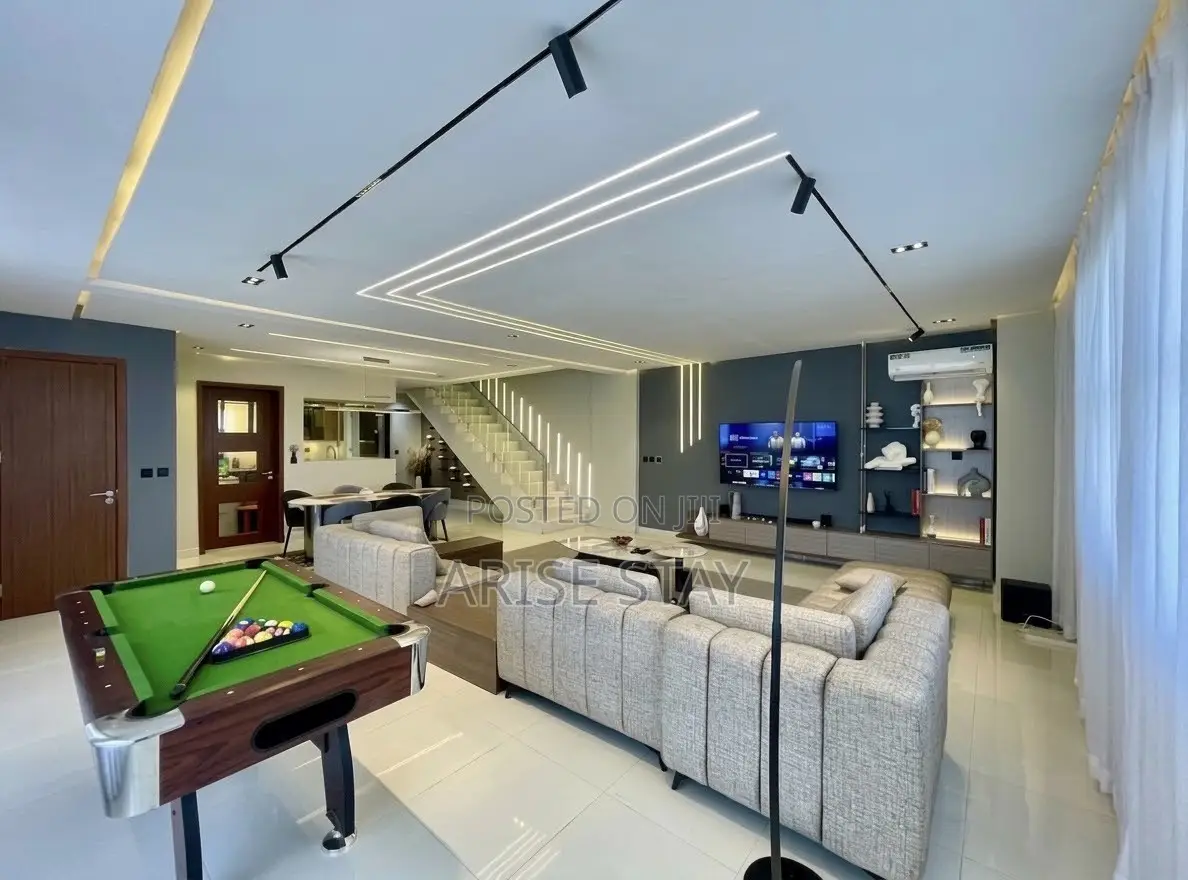 3-Bedroom Maisonette With Ps5 & Snooker | Lekki Phase 1