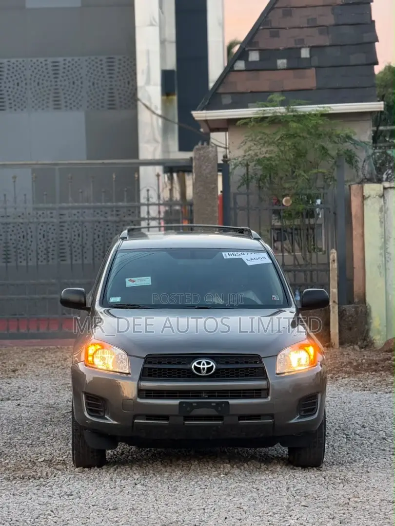 Toyota RAV4 2012 Gray