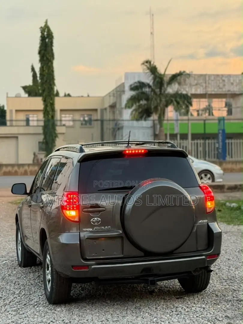 Toyota RAV4 2012 Gray