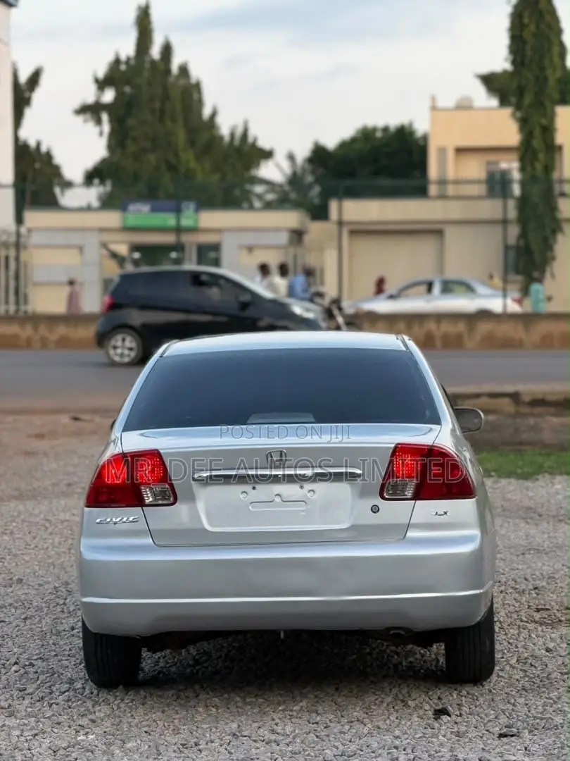 Honda Civic 2004 Silver