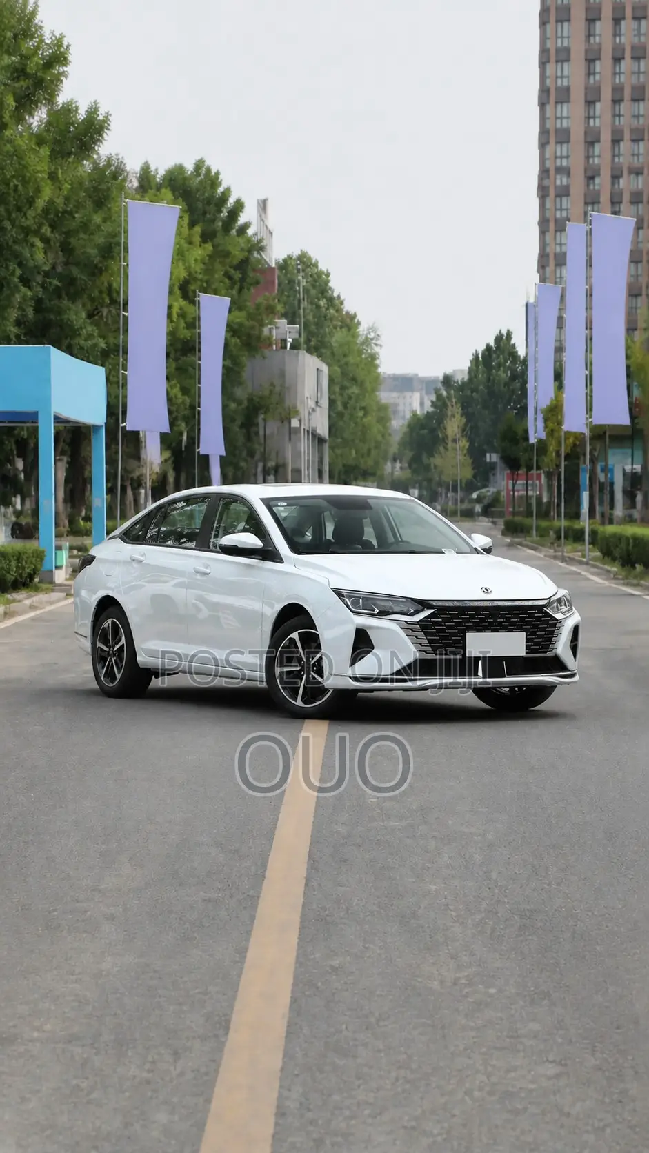 Aeolus Yixuan 1.5T Automatic Jinqing Edition 2024 White