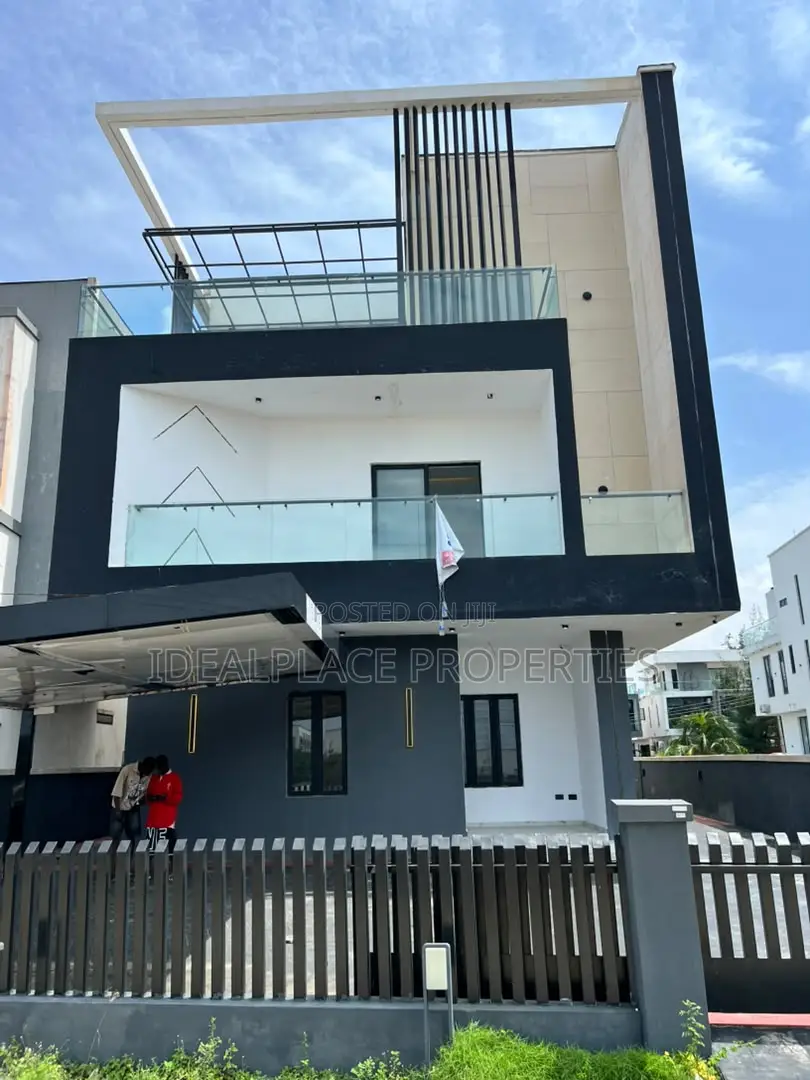 5bdrm Duplex in Megamound Estate, Ikota for sale