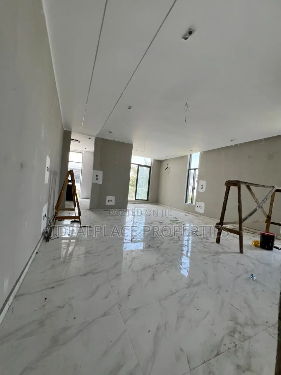 5bdrm Duplex in Megamound Estate, Ikota for sale