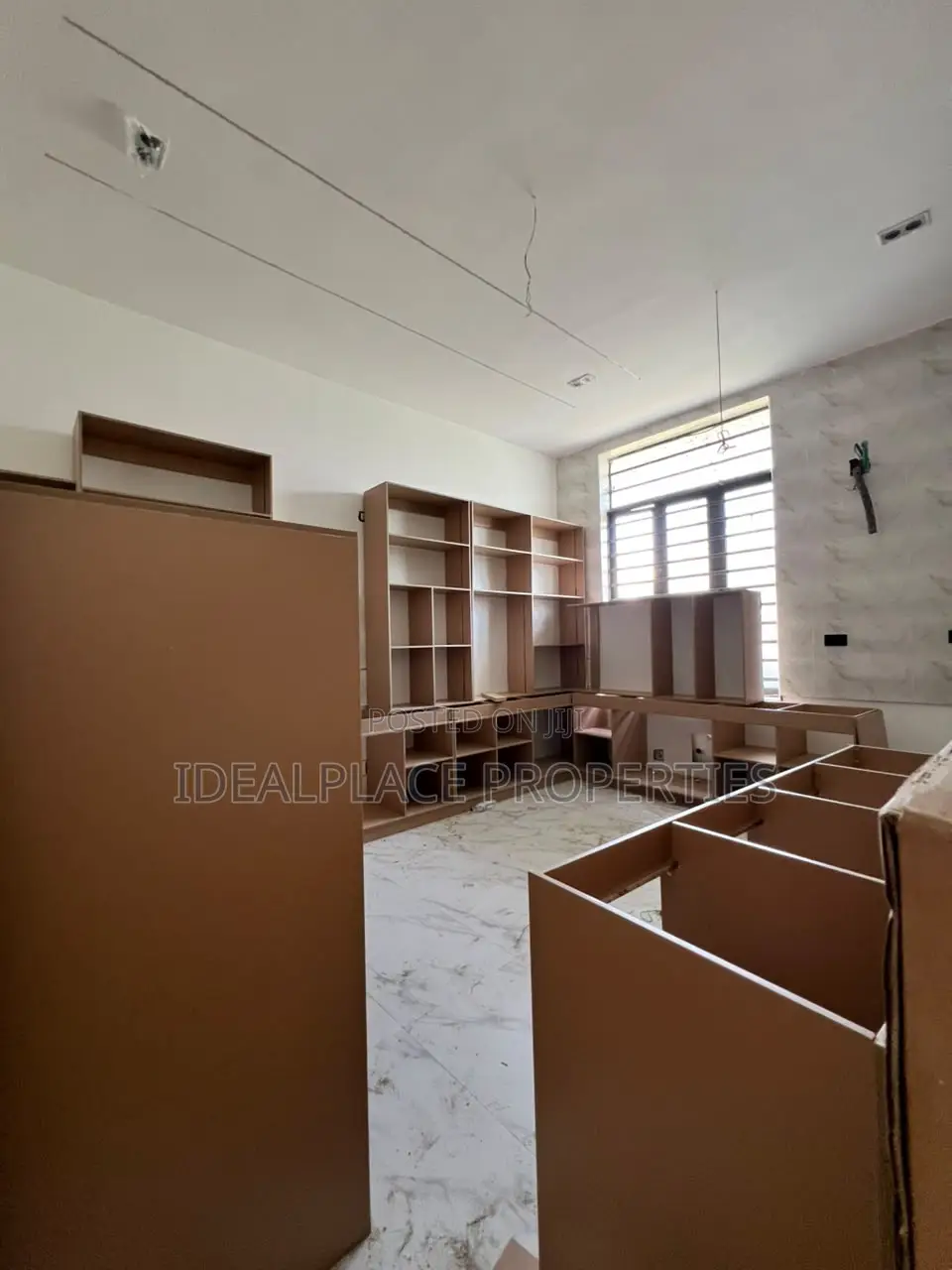5bdrm Duplex in Megamound Estate, Ikota for sale