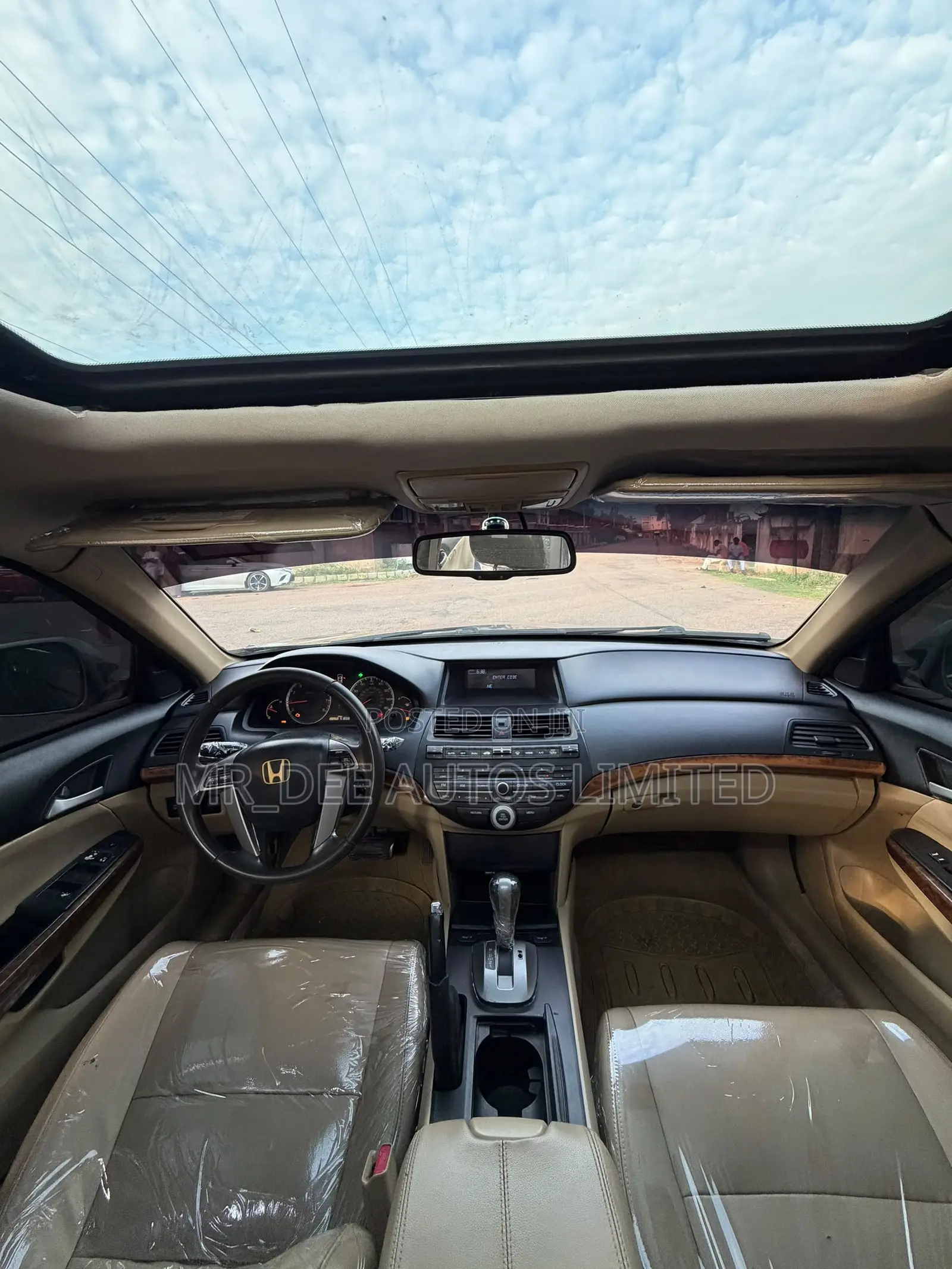 Honda Accord 2011 Gold