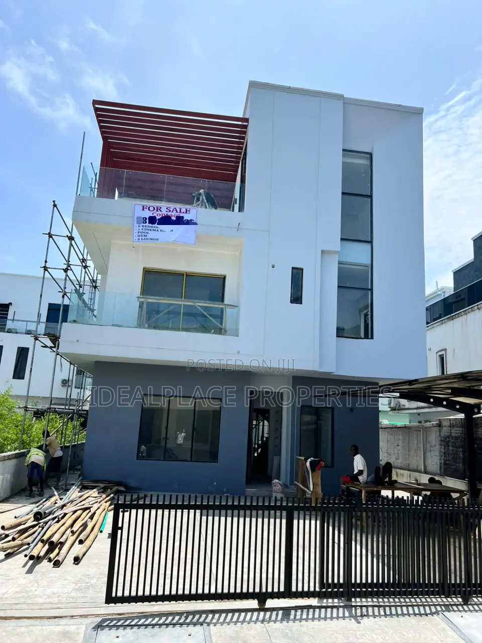 6bdrm Duplex in Megamound Estate, Ikota for sale
