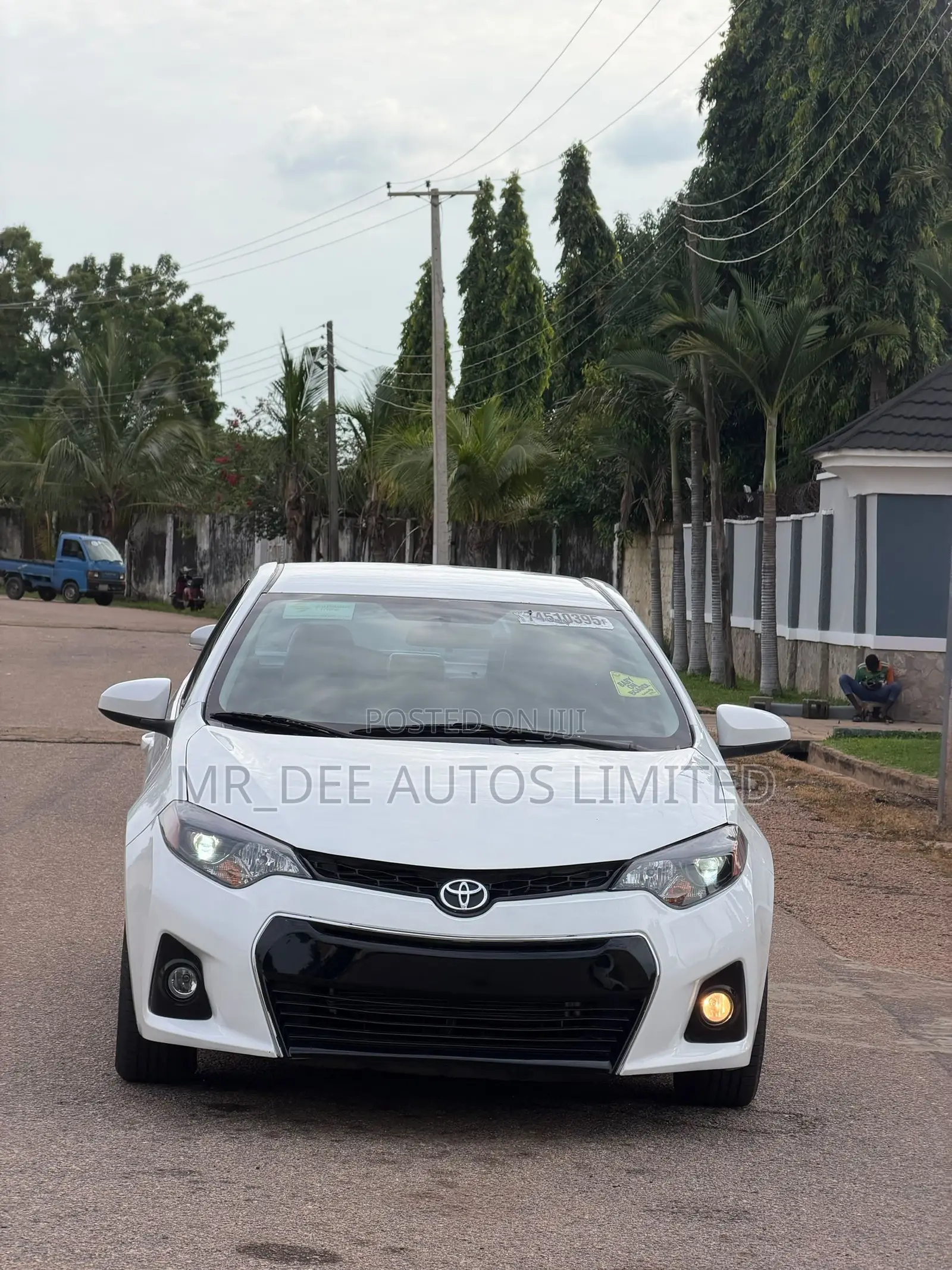 Toyota Corolla 2016 White