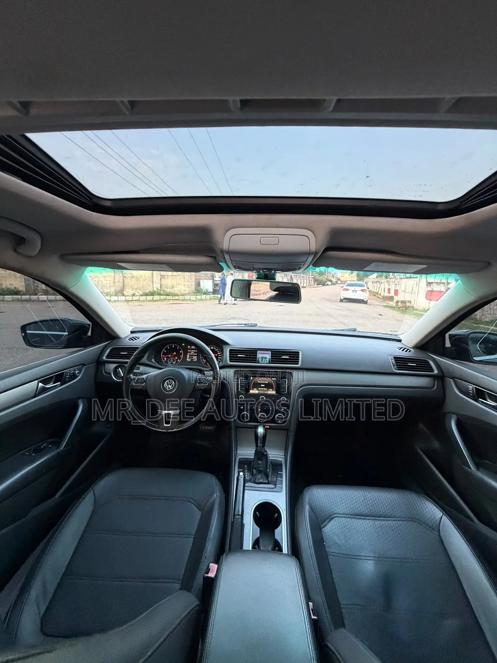 Volkswagen Passat 2014 Black