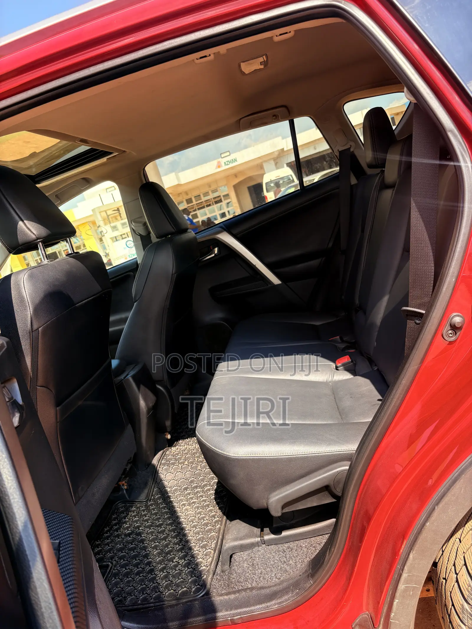 Toyota RAV4 Limited AWD (2.5L 4cyl 6A) 2013 Red