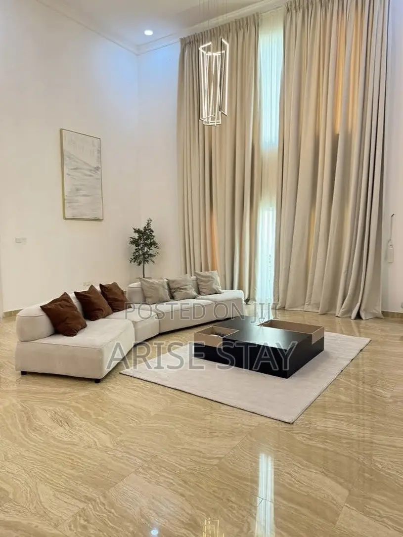 Luxury 4-Bedroom Penthouse With Pool & City View | Parkview Ikoy