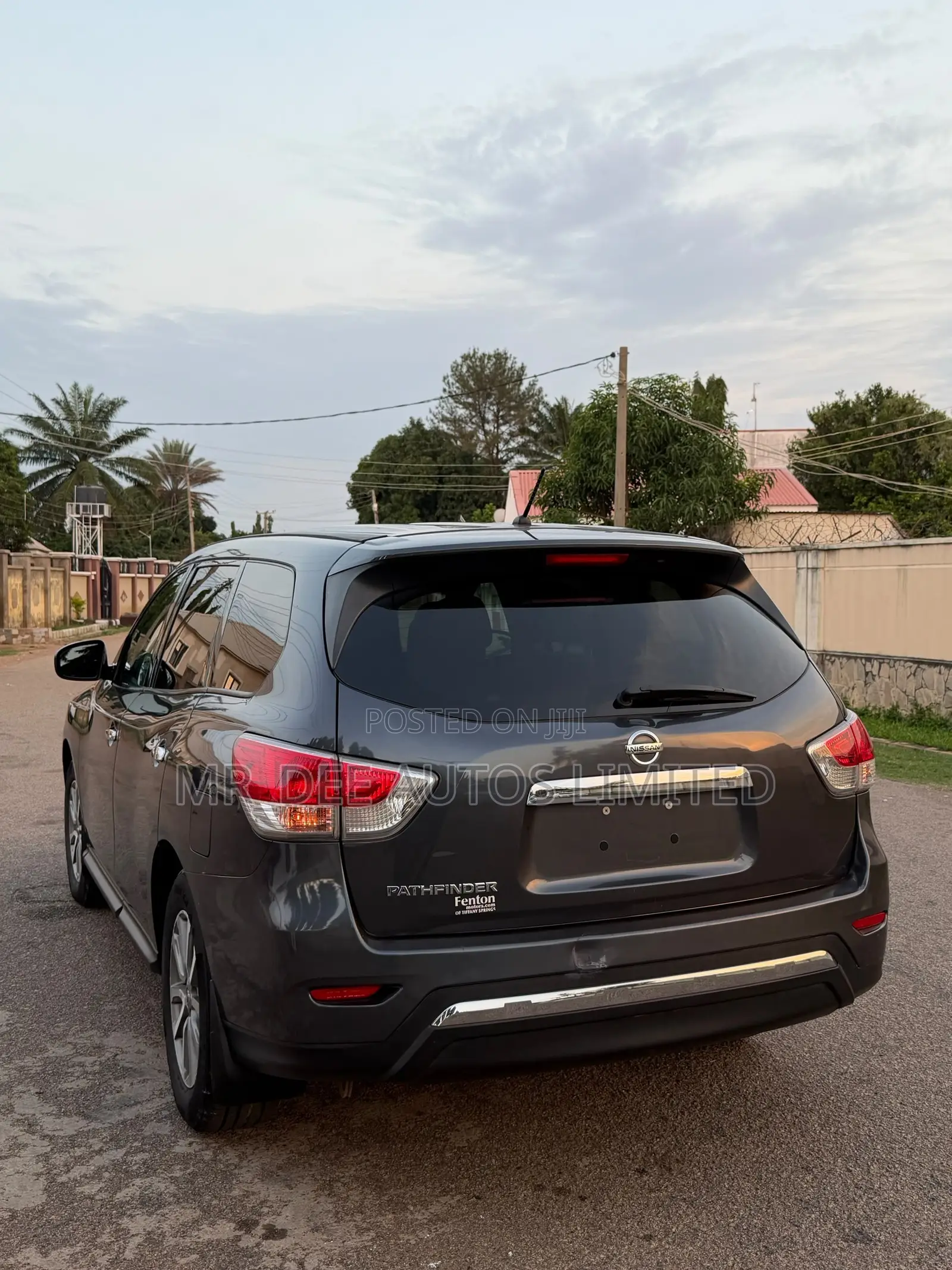 Nissan Pathfinder 2014 Gray