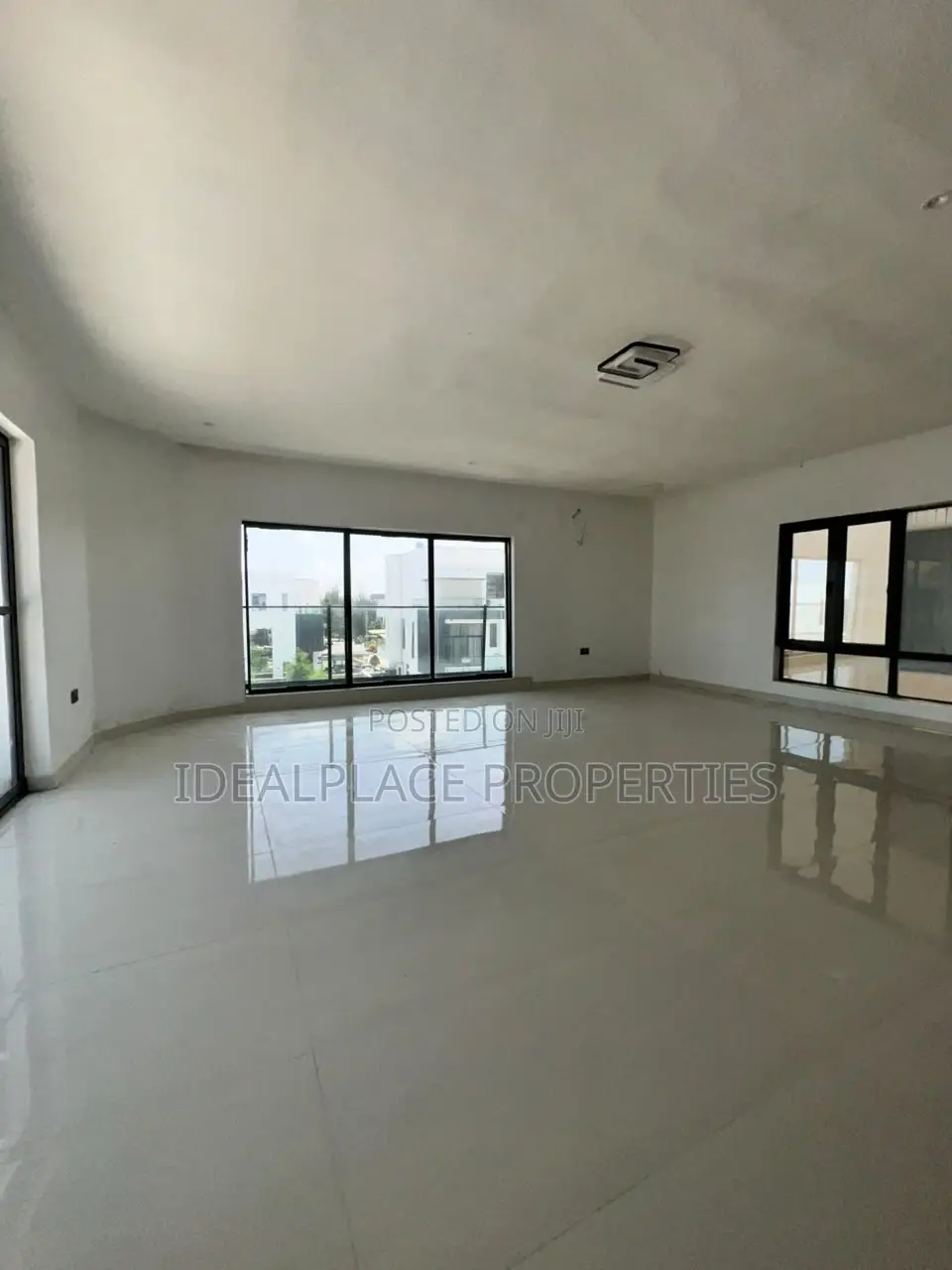 5bdrm Duplex in Megamound Estate, Ikota for sale
