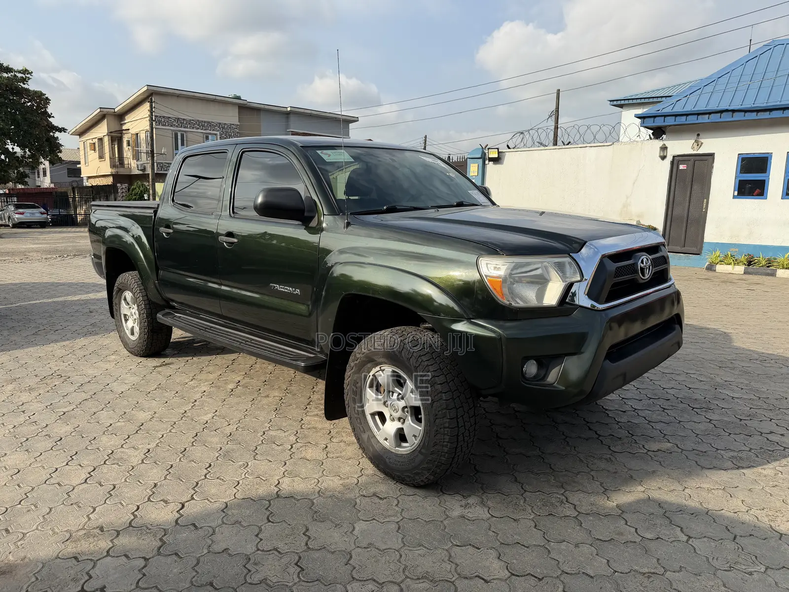 Toyota Tacoma Double Cab 4x4 4.0L V6 5-Speed Automatic 2013 Green