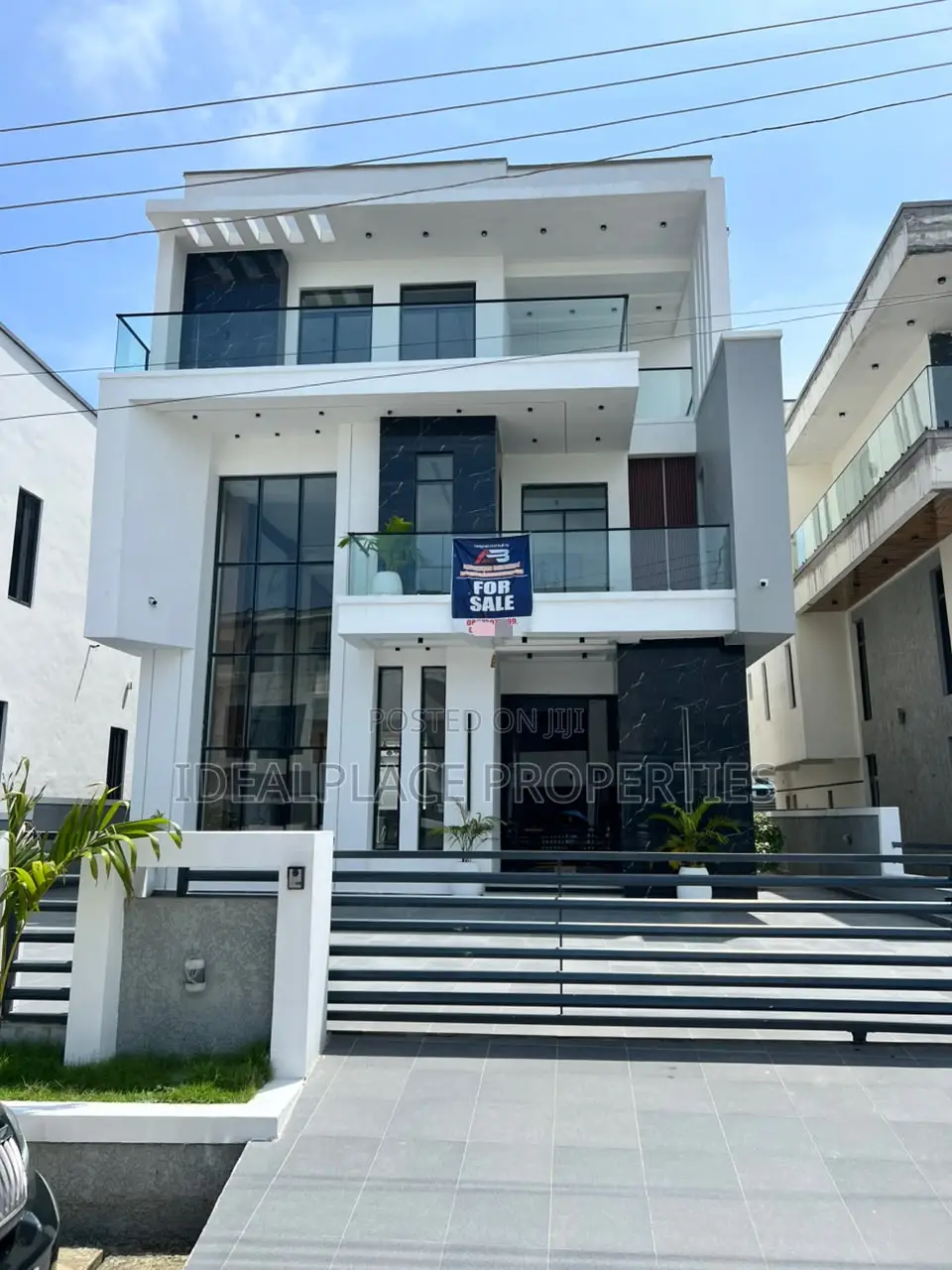 5bdrm Duplex in Megamound Estate, Ikota for sale