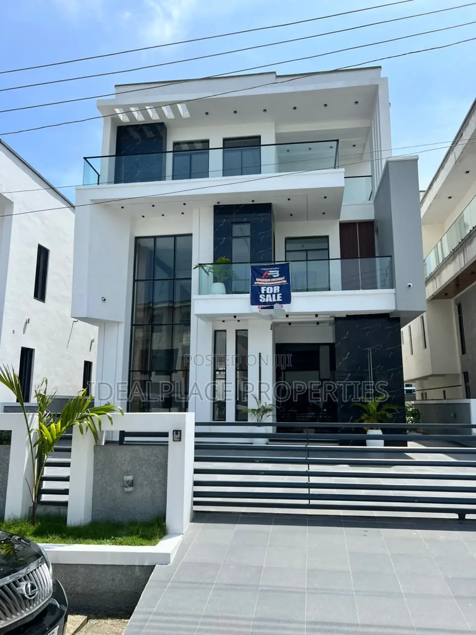 5bdrm Duplex in Megamound Estate, Ikota for sale