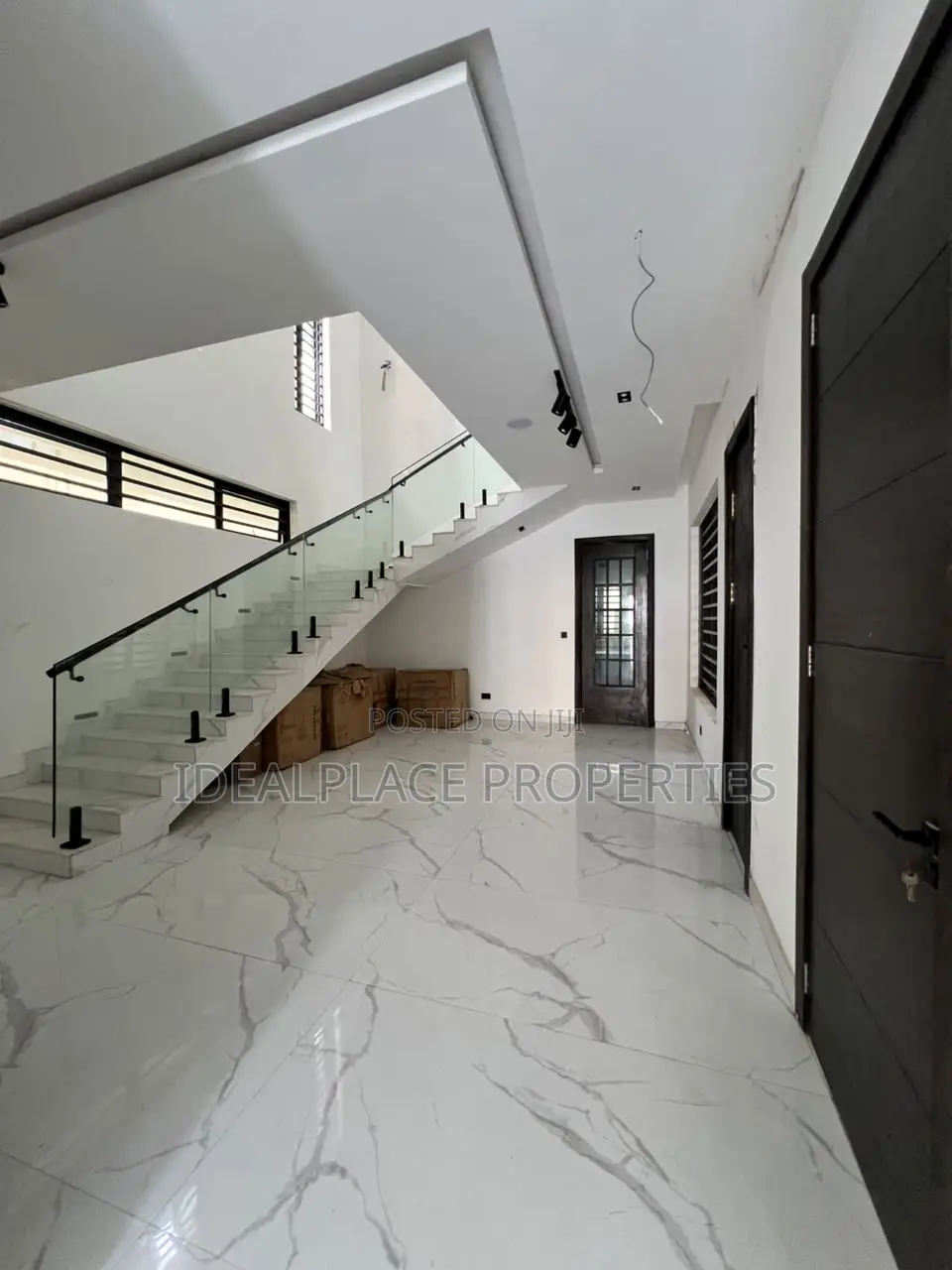 5bdrm Duplex in Megamound Estate, Ikota for sale