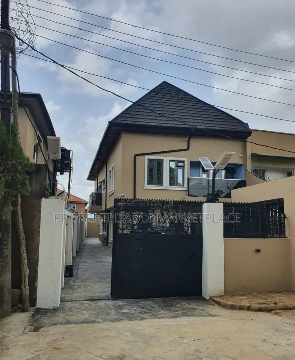 4bdrm Duplex in Addo, Badore for sale