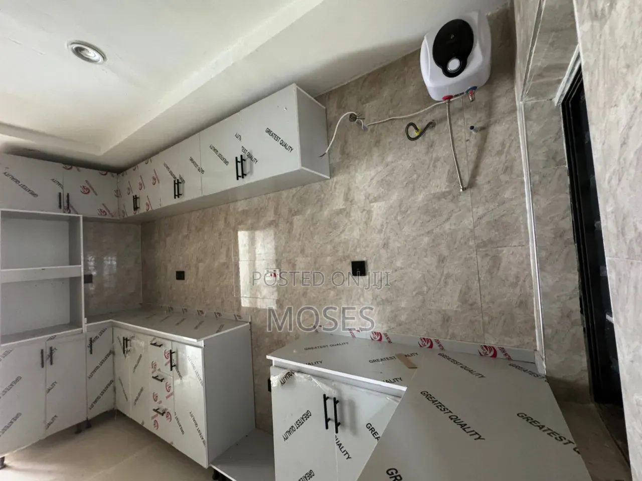3bdrm Penthouse in In An Access Control, Ologolo for rent