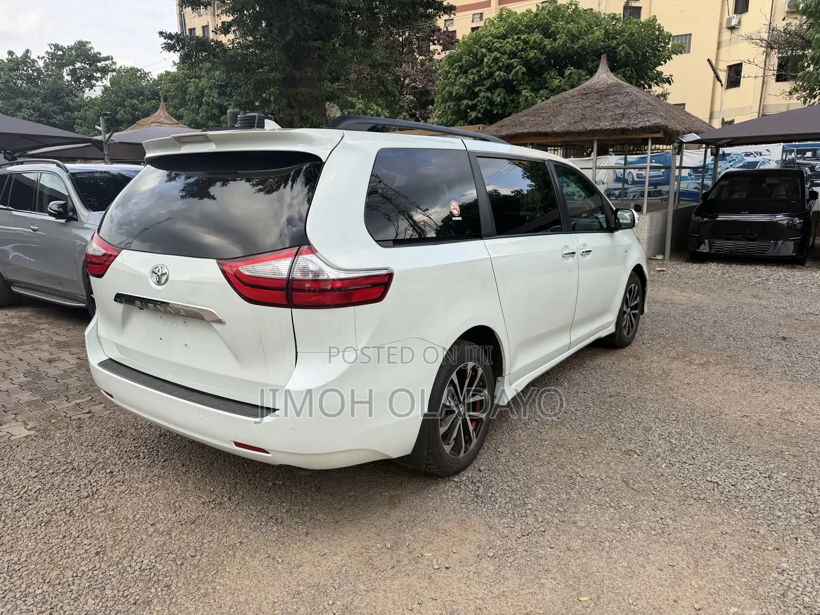Toyota Sienna 2018 White