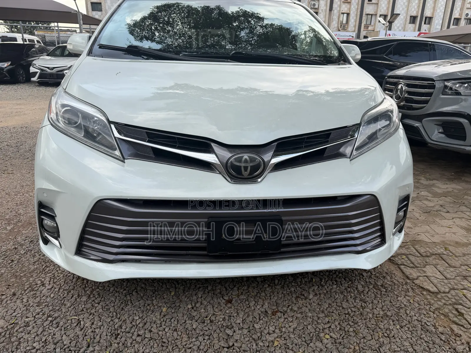 Toyota Sienna 2018 White
