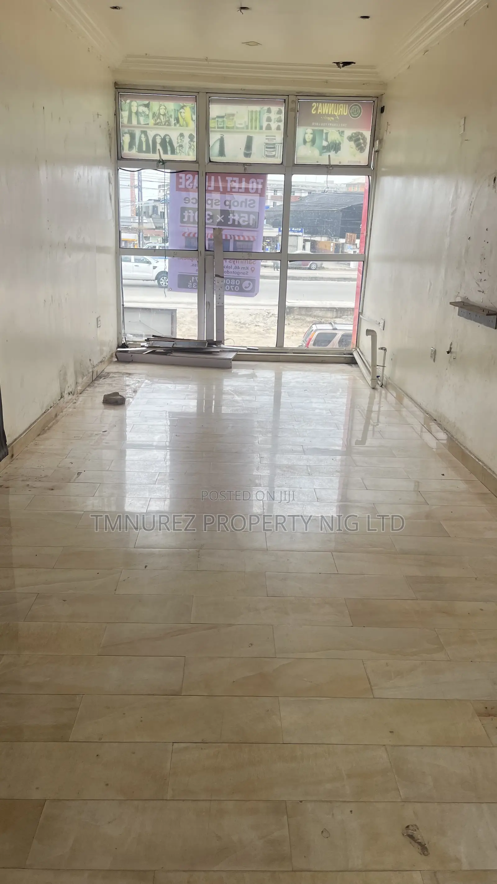 Showroom Shop
