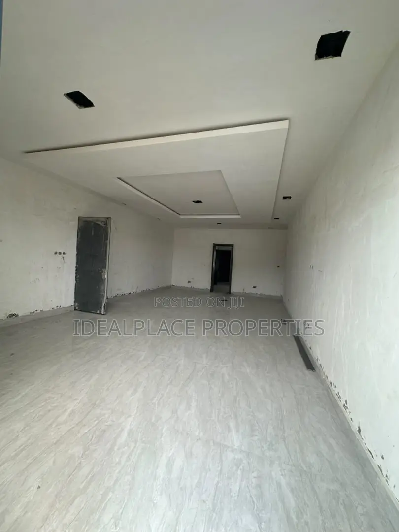 2bdrm Apartment in Victoria Island for sale