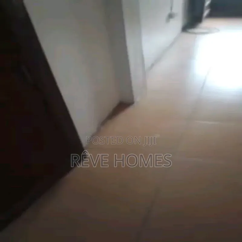 Mini Flat in Adekunle for rent