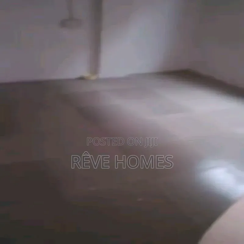 Mini Flat in Adekunle for rent