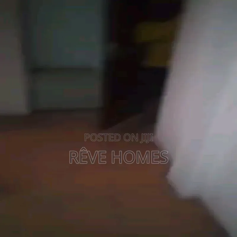 Mini Flat in Adekunle for rent