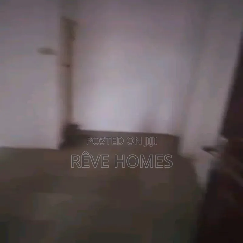 Mini Flat in Adekunle for rent