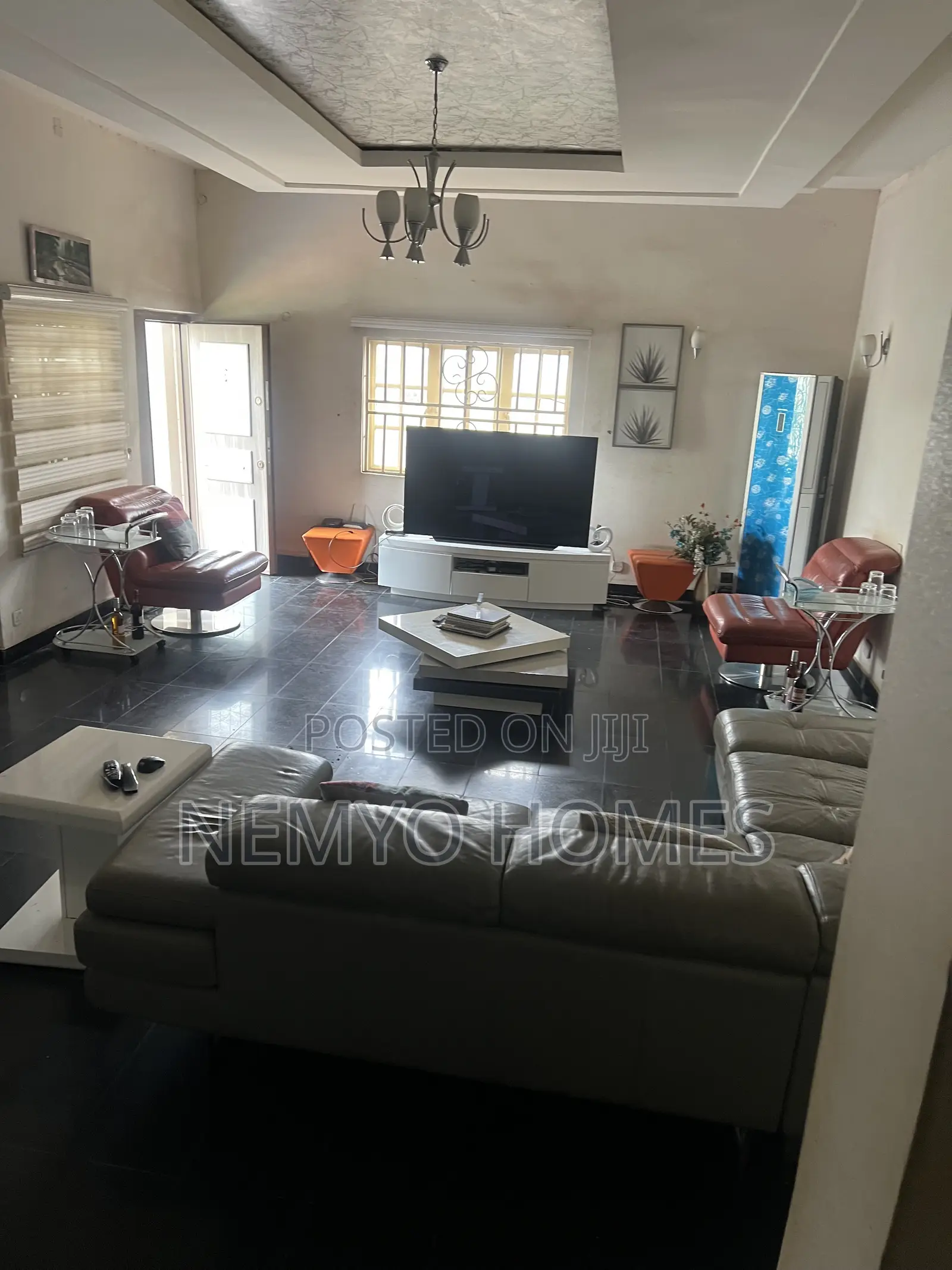 4bdrm Duplex in Utako for sale