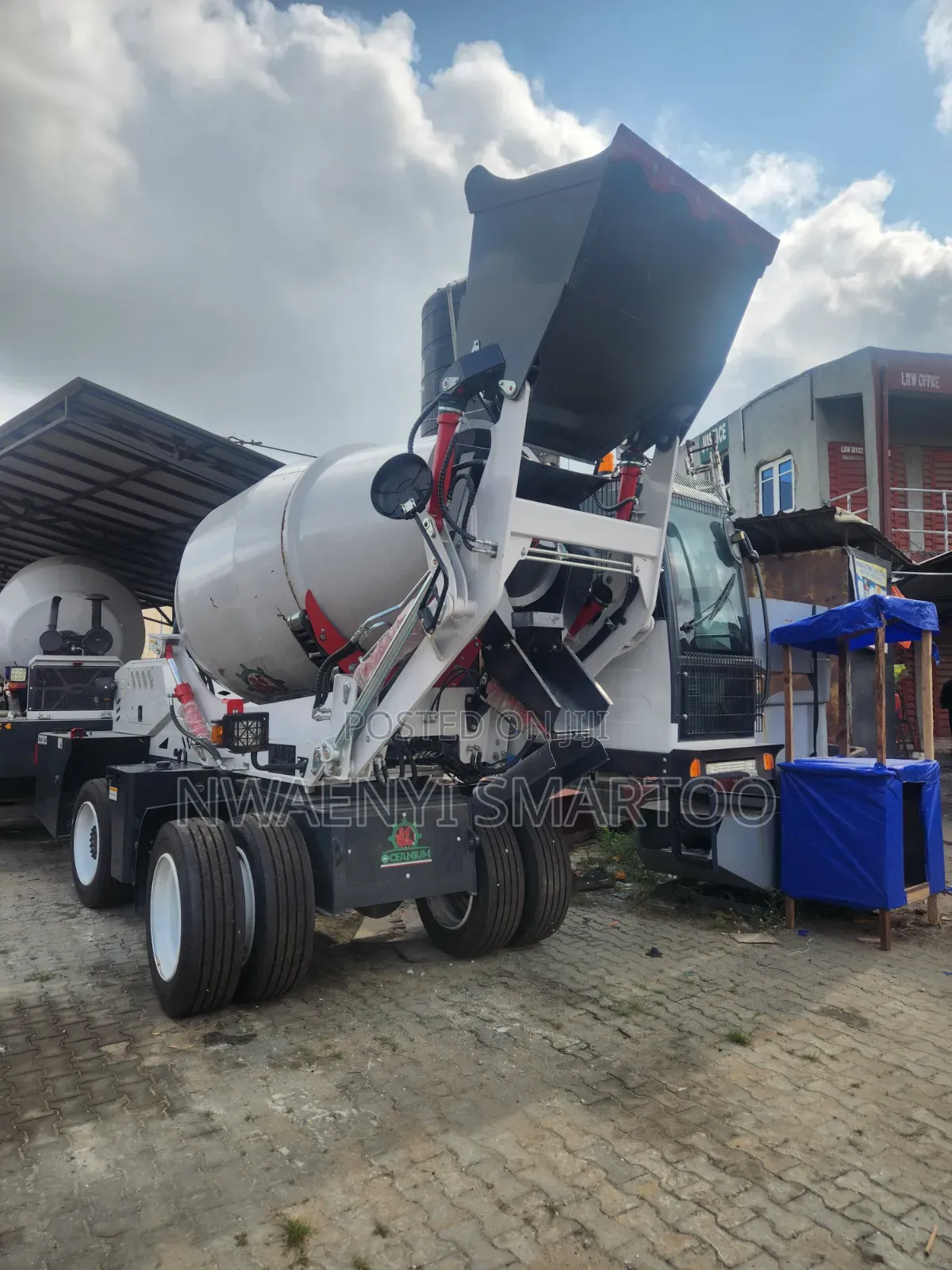 Self Load Driving Concrete Mixer 4cubic