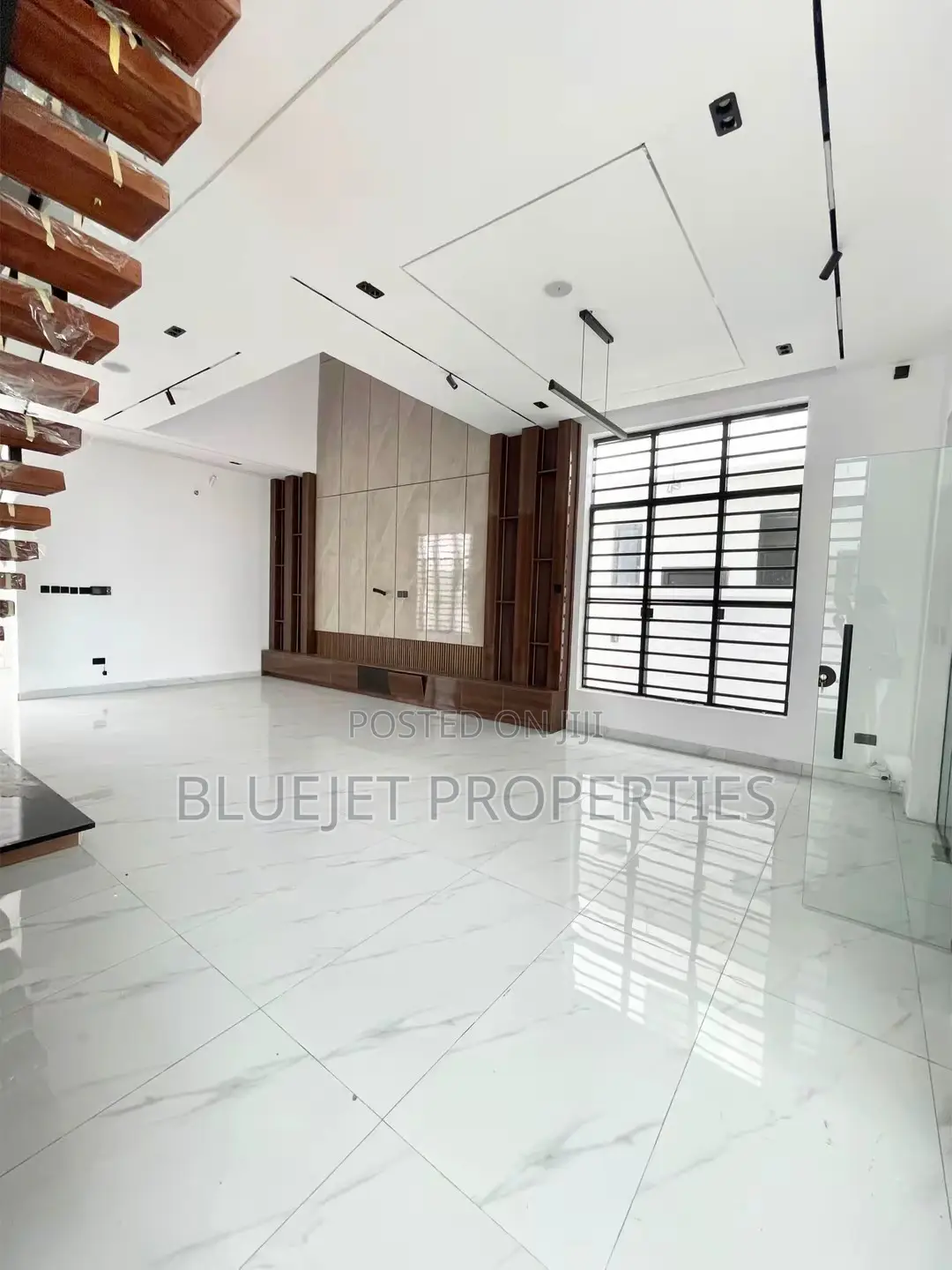 Furnished 5bdrm Duplex in Ikota Estate for sale