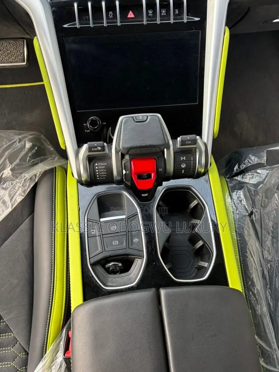 New Lamborghini Urus Pearl Capsule 2021 Gray