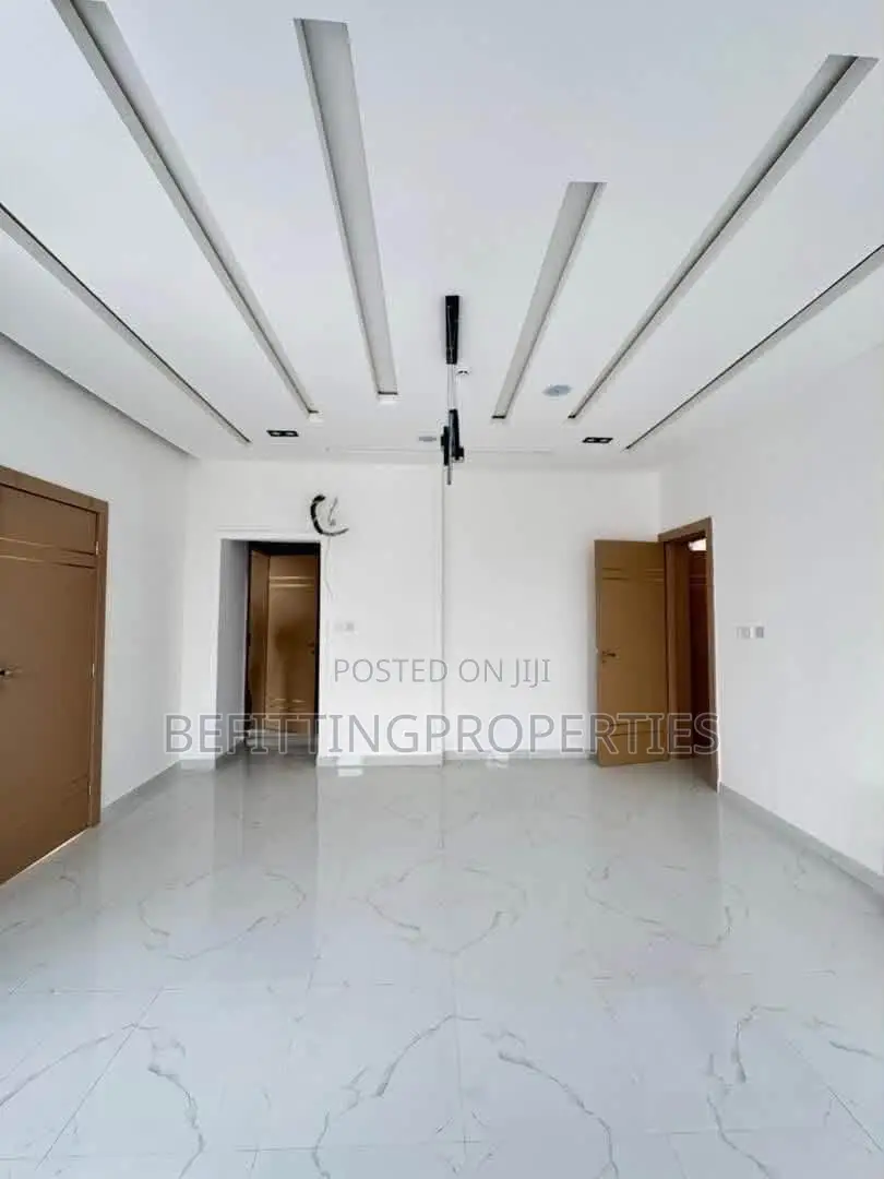 5bdrm Duplex in Omole Phase 1 for sale