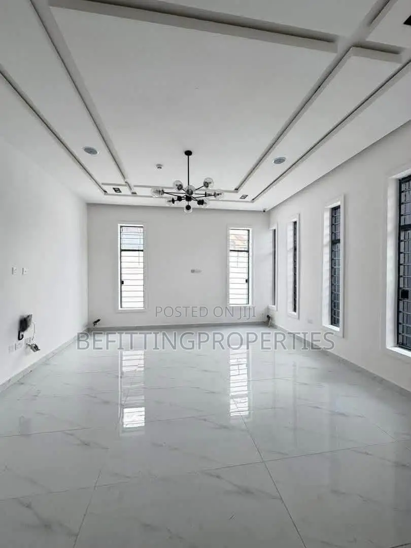 5bdrm Duplex in Omole Phase 1 for sale
