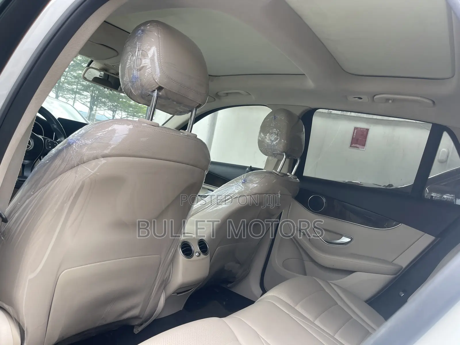 Mercedes-Benz C300 Luxury Sedan RWD (2.0L 4cyl 7A) 2016 White