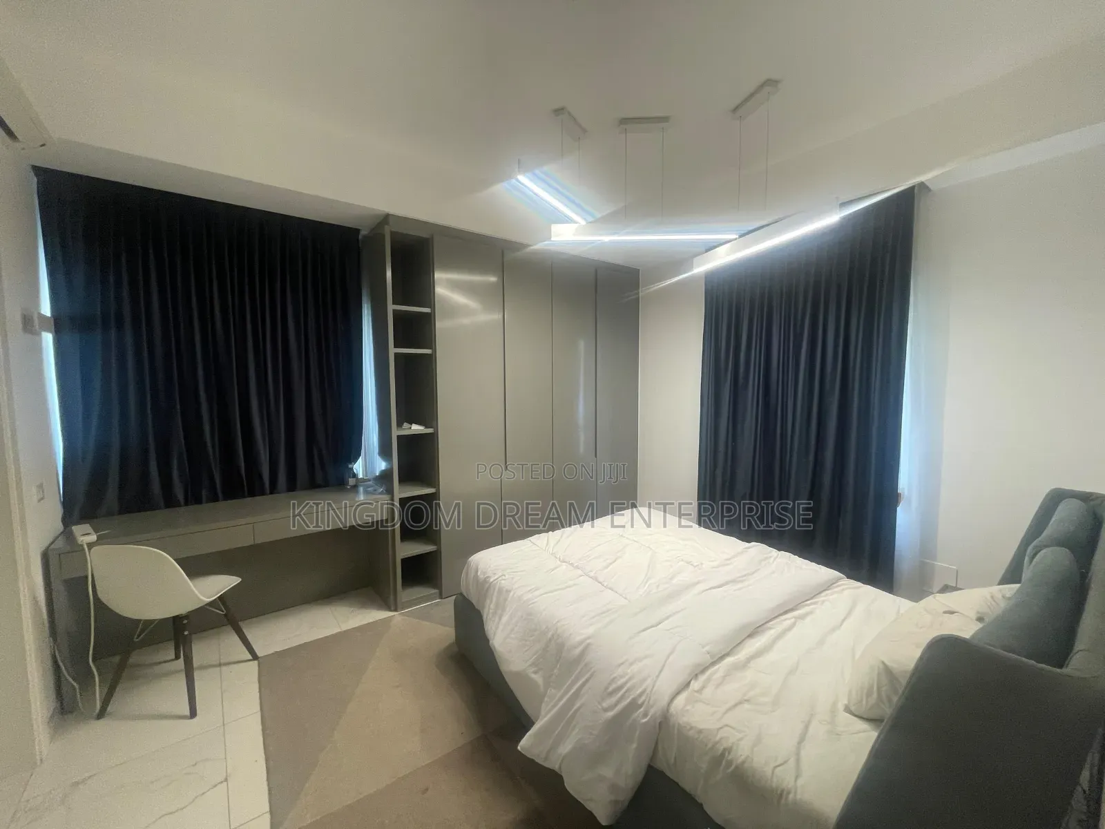 Furnished 5bdrm Duplex in Western Foreshore for sale