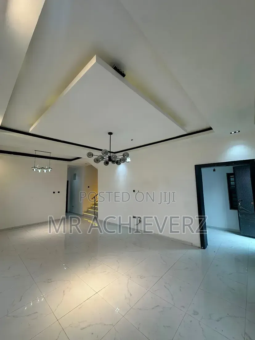 4bdrm Duplex in Rumuodumaya, Obio-Akpor for rent