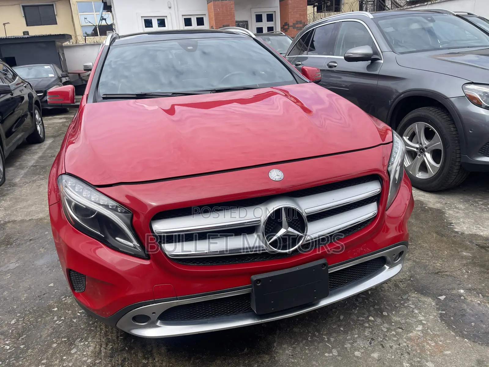 Mercedes-Benz GLA 250 2017 Red