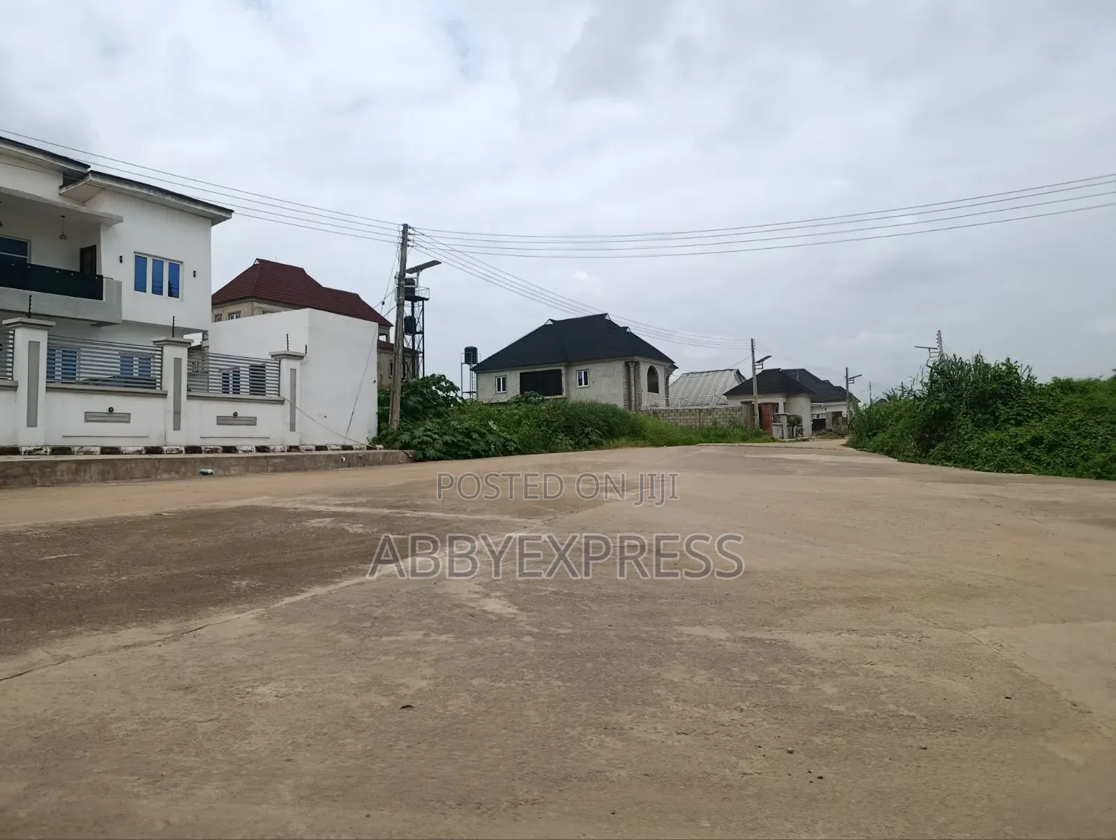 Plots of Land for Sale Along Tipper Garage,Challenge Ibadan
