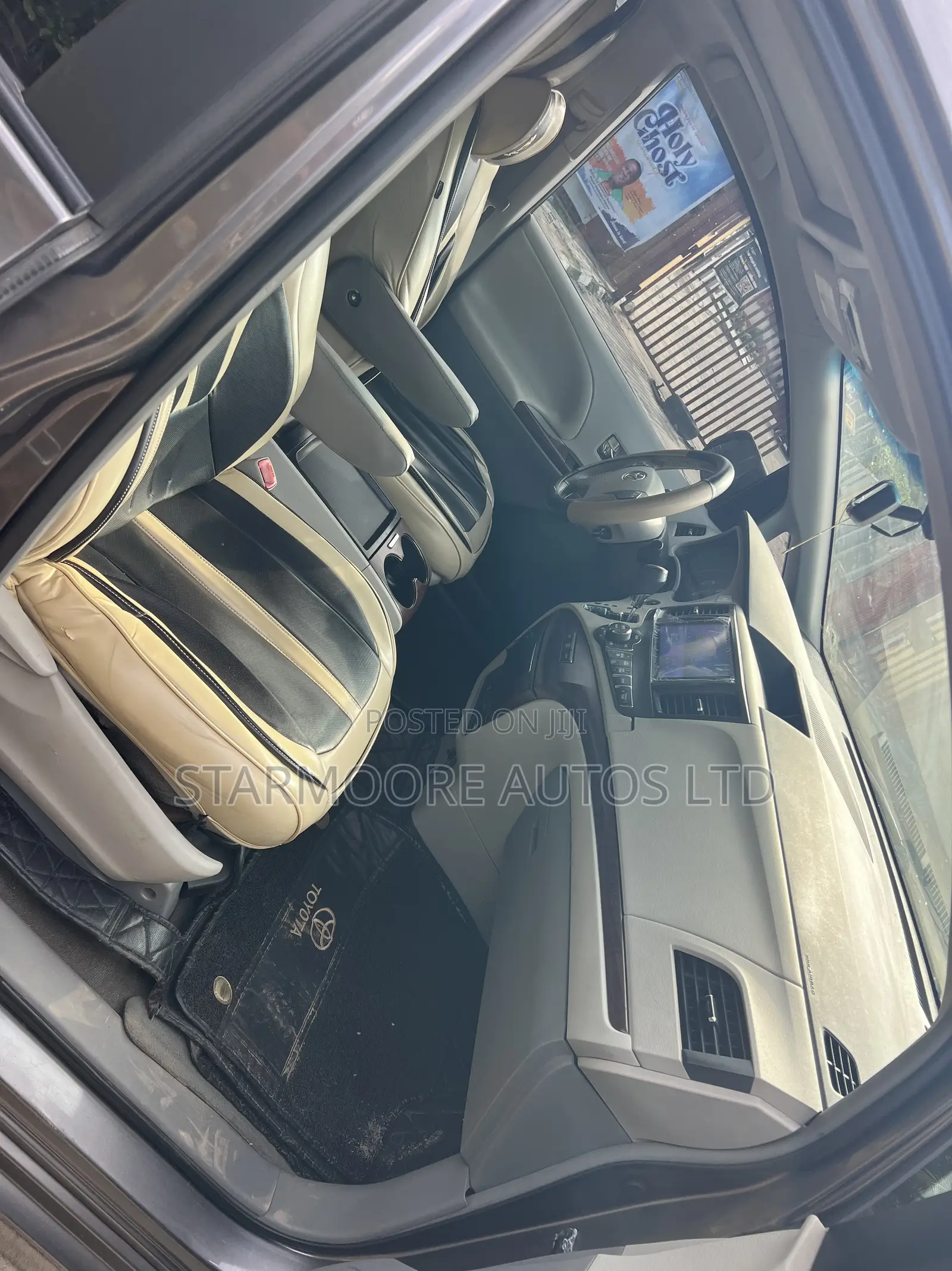 Toyota Sienna 2012 White
