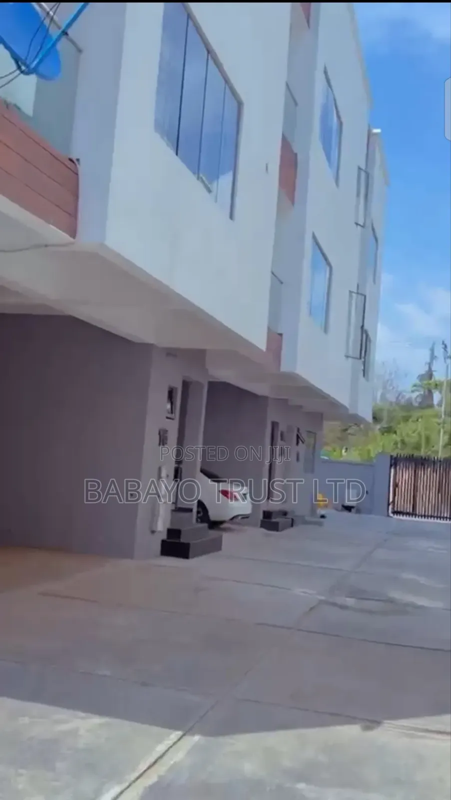 2bdrm Apartment in Gray Garden, Lekki Phase 1 for sale